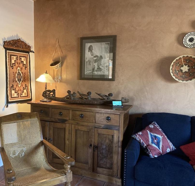 Casa Azul - Cute Centrally Located Adobe With Large Fenced Outdoor Living For Pets And Adults, Non-Smoking توسن المظهر الخارجي الصورة