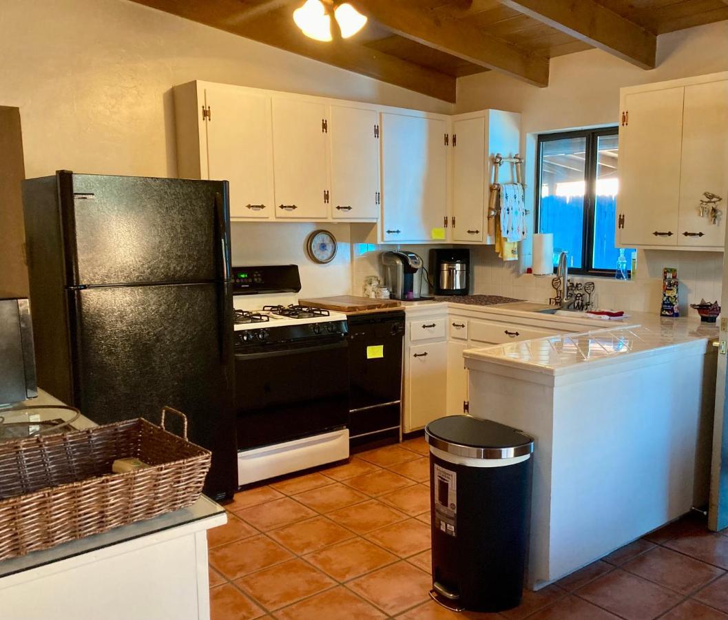Casa Azul - Cute Centrally Located Adobe With Large Fenced Outdoor Living For Pets And Adults, Non-Smoking توسن المظهر الخارجي الصورة